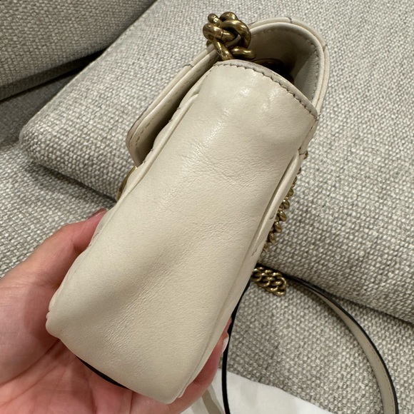 Authentic Gucci Marmont mini bag in white - Picture 14 of 16